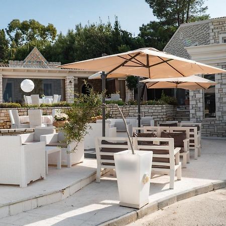 Neptune Sea House - Beachfront Agios Spyridon  Dış mekan fotoğraf