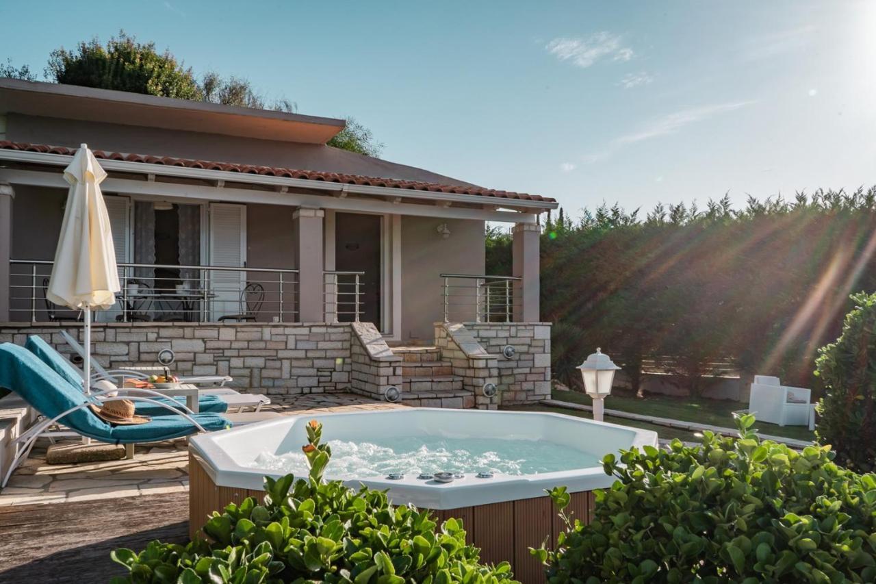 Neptune Sea House - Beachfront Agios Spyridon  Dış mekan fotoğraf